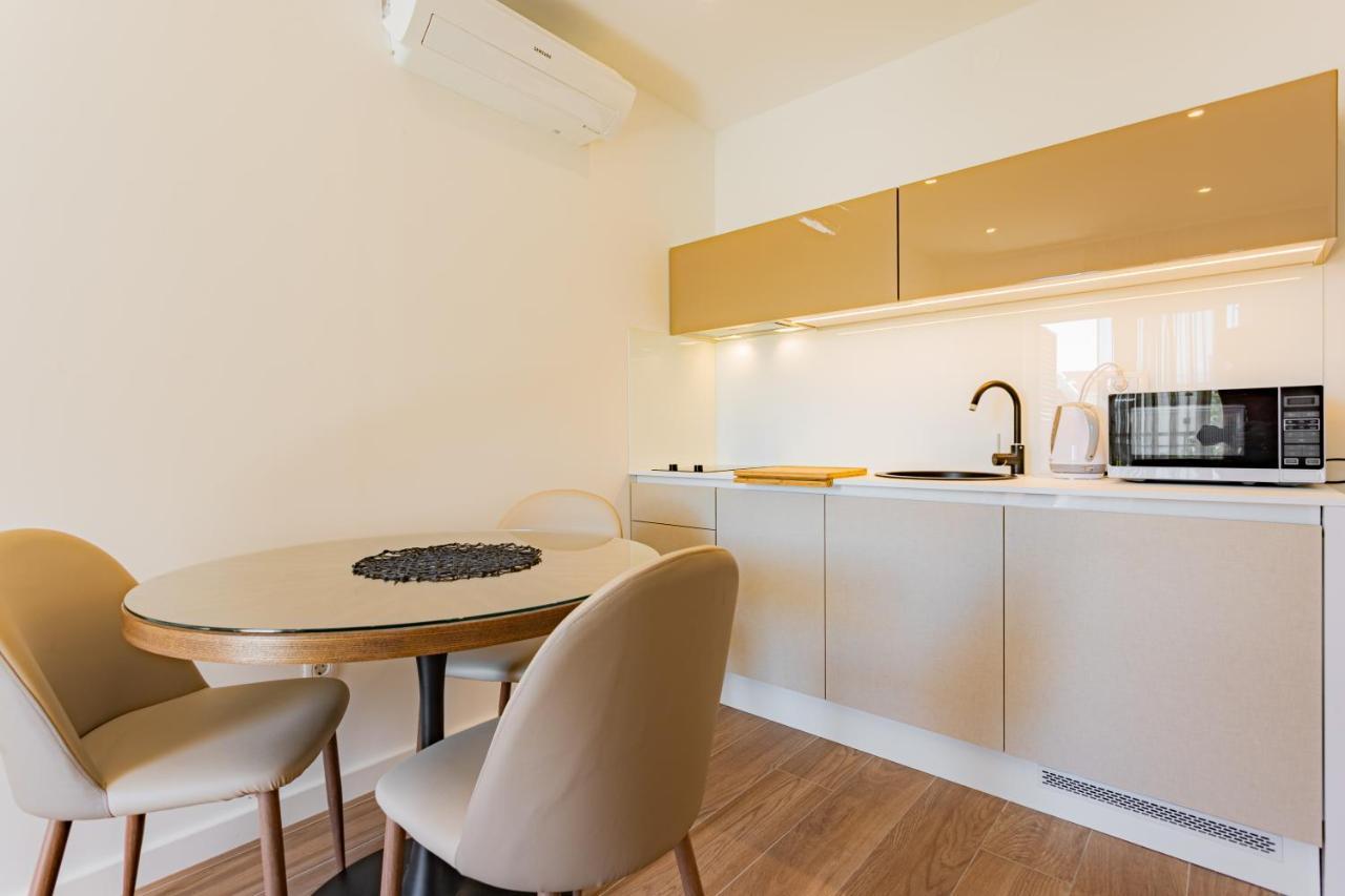 Apartmani Benzon Baska Voda Ngoại thất bức ảnh