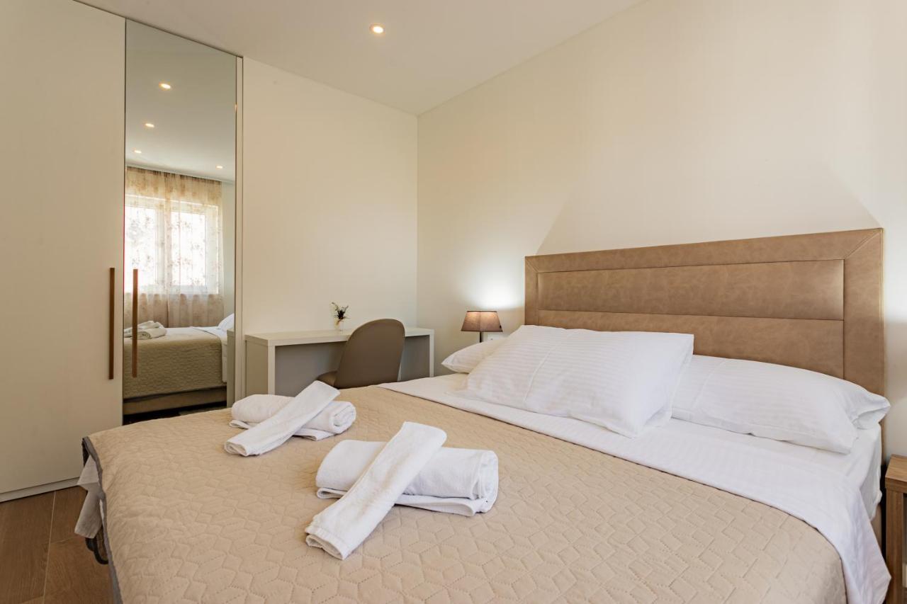 Apartmani Benzon Baska Voda Ngoại thất bức ảnh